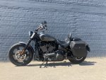 tweedehands Harley Davidson street bob 114 softail 3